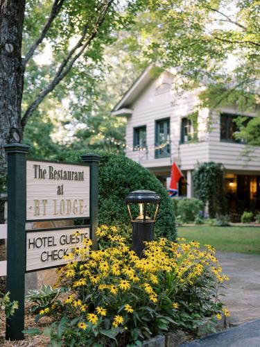 Maryville Hotel | RT Lodge