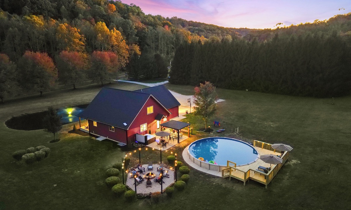 Rockbridge House | Ruby Ridge | Heated Pool, Fishing Pond,Theater, Speakeasy, GameRoom & More