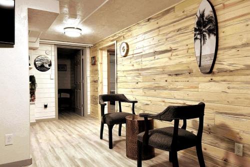 Medical Lake Apartment | Ruby's Lakefront Lower Penthouse