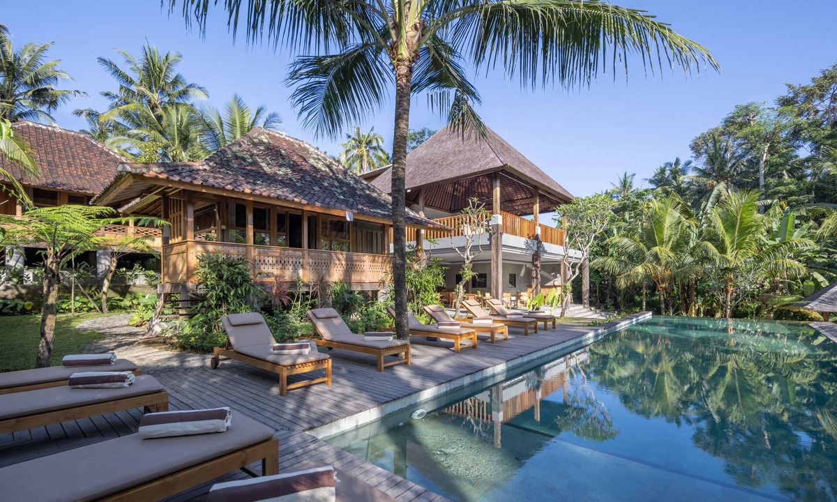 Lodtunduh Resort | RUMAH KAYU RESORT