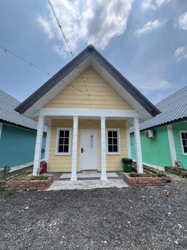 Alor Gajah Ski Chalet | Rumah Kebun Bonda