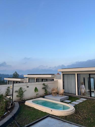 Songan Hotel | Rumah pinggan private pool