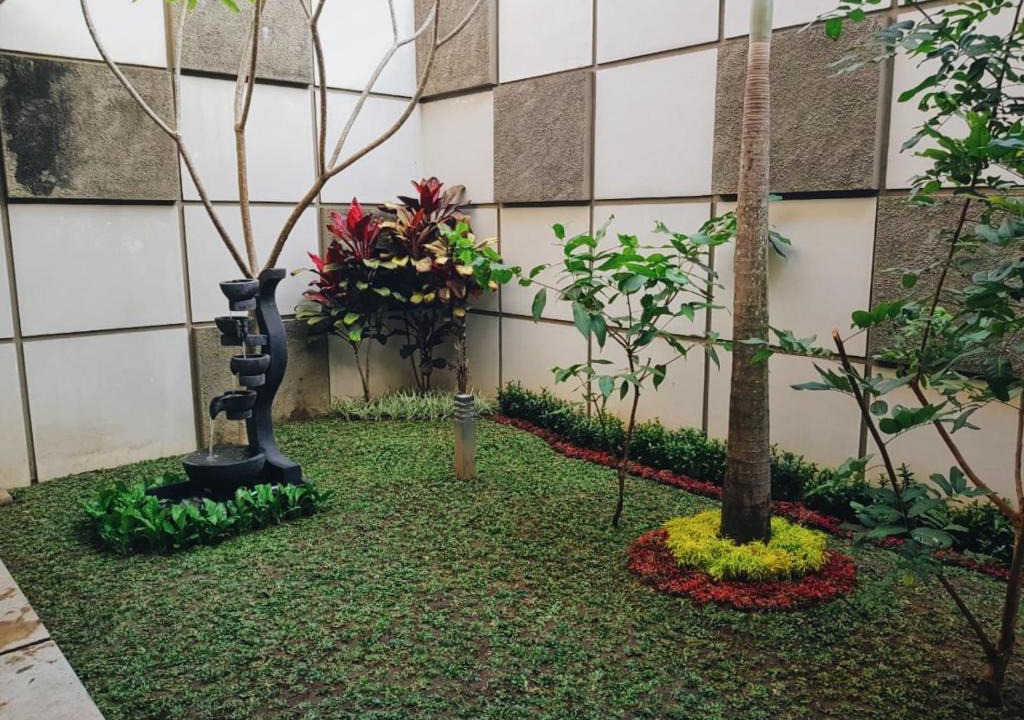 Mlati House | Rumah Puri Homestay