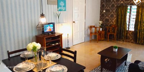 Sungai Sumun House | Rumah Tamu Azizah