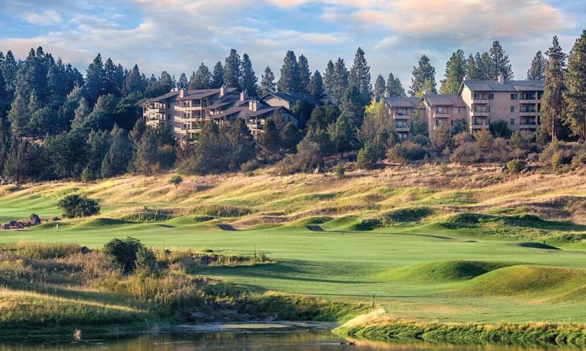 Klamath Falls Resort | Running Y Resort 2bdr Chalet