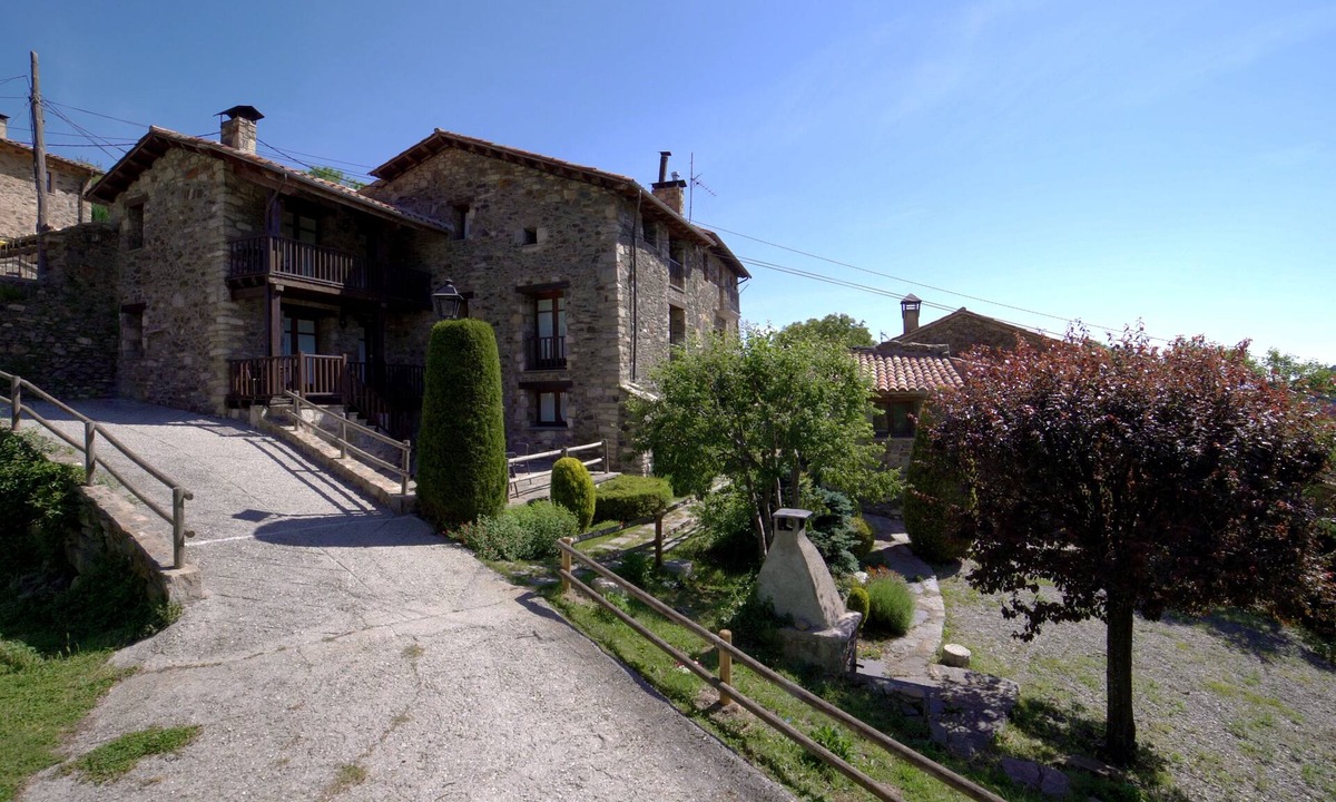 Vilallonga de Ter Apartment | Rural apartment Más Batlló for 2-5 people