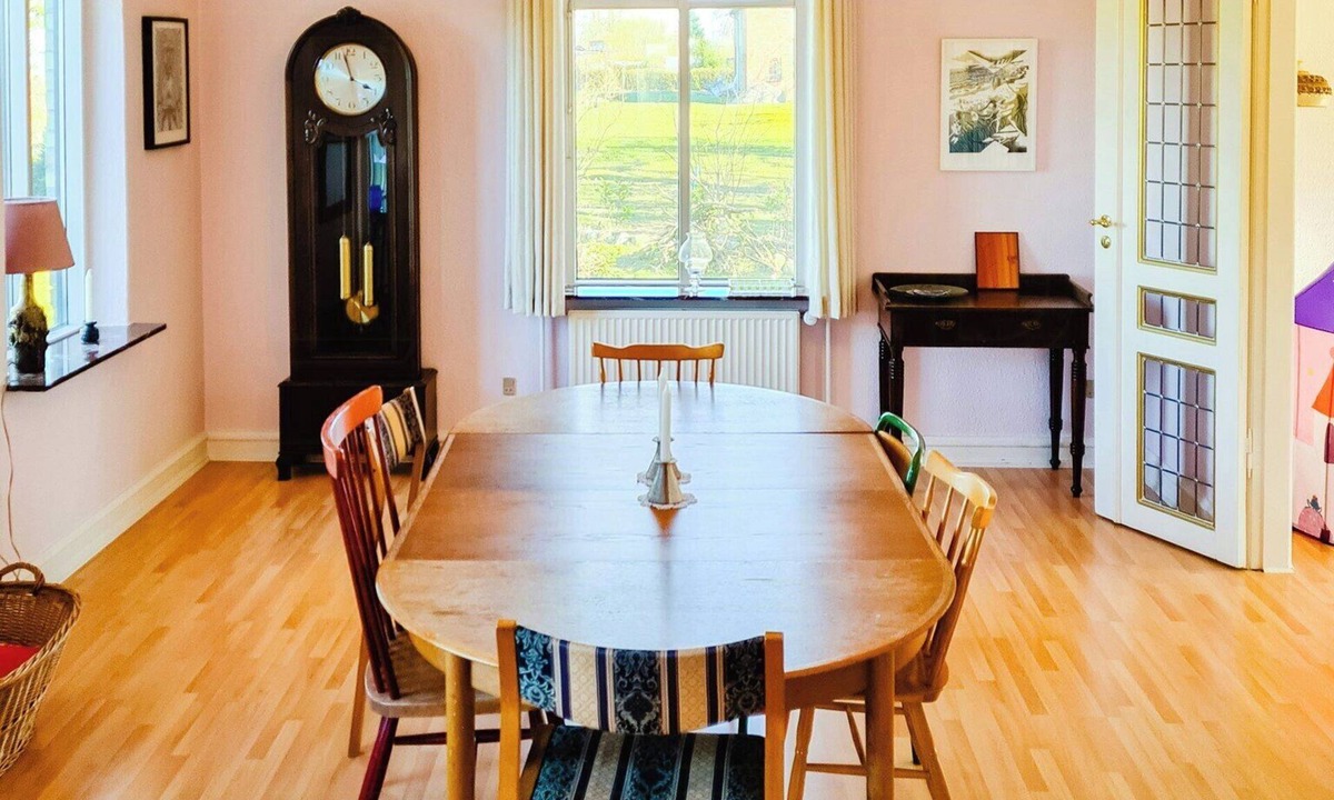 Kragenæs House | Rural charm with sea view in Odsherred
