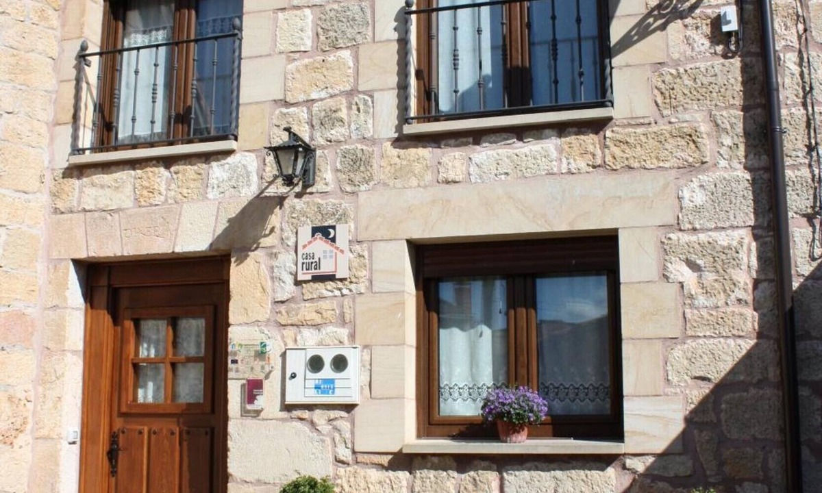 Ibeas de Juarros House | Rural House 'La Cabaña' with Mountain Views and Wi-Fi