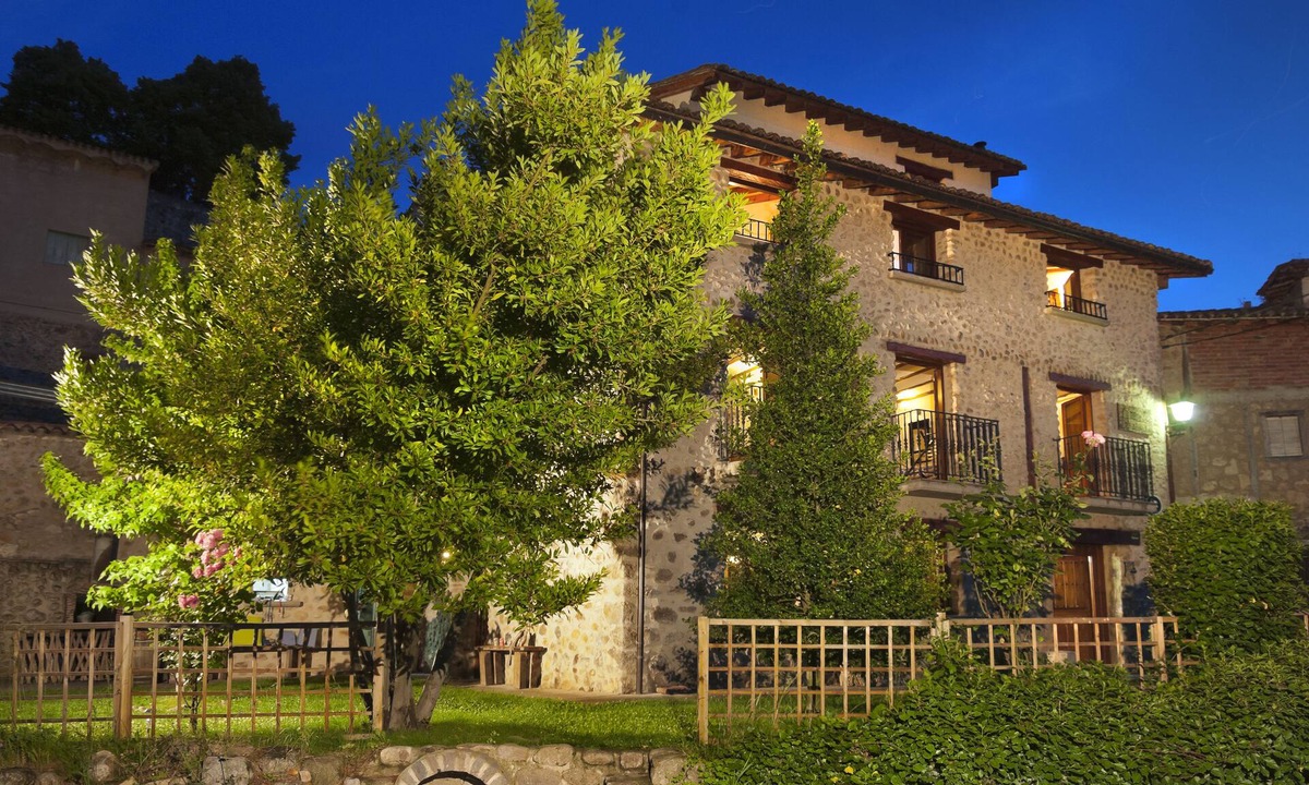 Torrecilla en Cameros Cottage | Rural house in nature (pets allowed)
