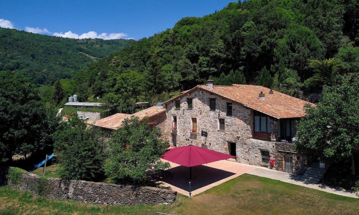Rocabruna Cottage | Rural House "Can Soler Casa Pairal de Rocabruna".