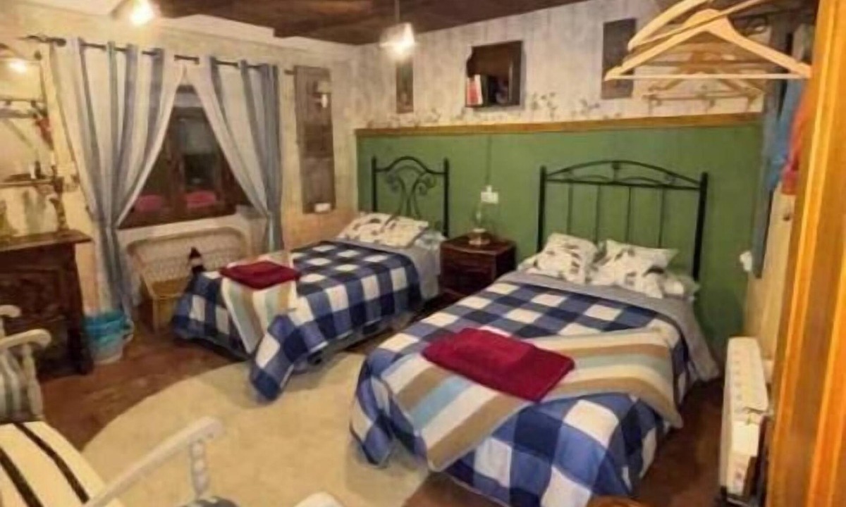 Buendia House | Rural house in Buendía -la Galera with 4 bedrooms