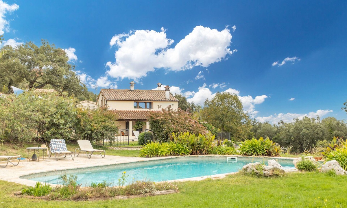 Sant Mateu de Montnegre House | Rural House 'Vinyoles 1' with Mountain View, Shared Pool and Wi-Fi