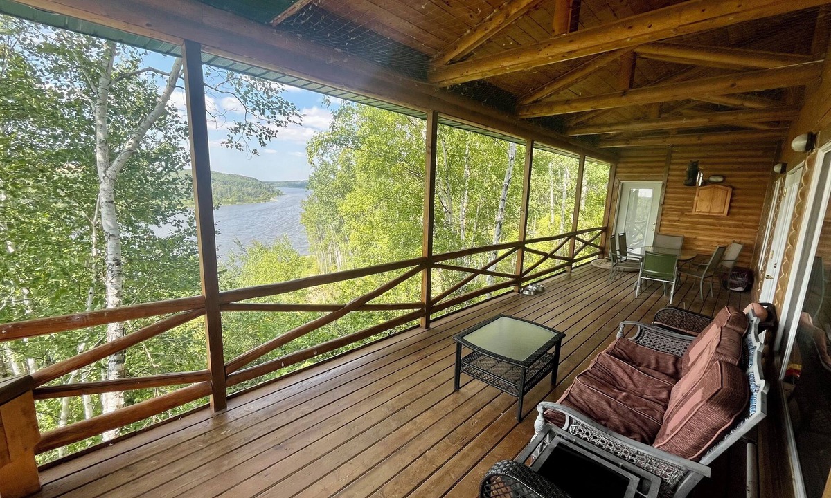 Naicam Cabin | Rural Oasis
