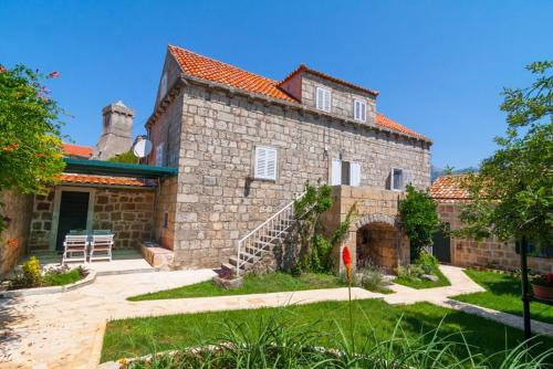 Popovici Villa | Rural villa Forest with private pool near Dubrovnik