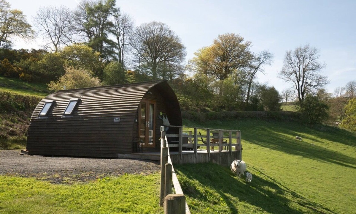 Tirabad Cabin | Rural Welsh Cabin with Spectacular Views