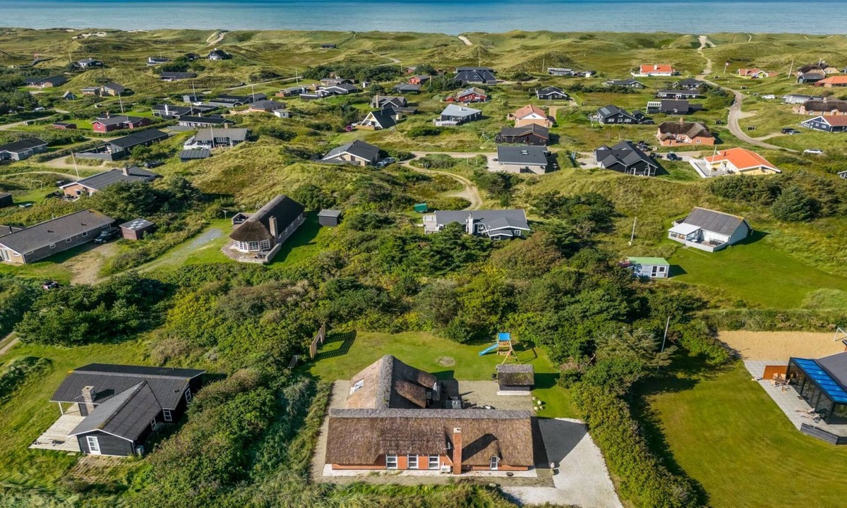 Houvig Strand House | "Ruse" - 500m from the sea by Interhome