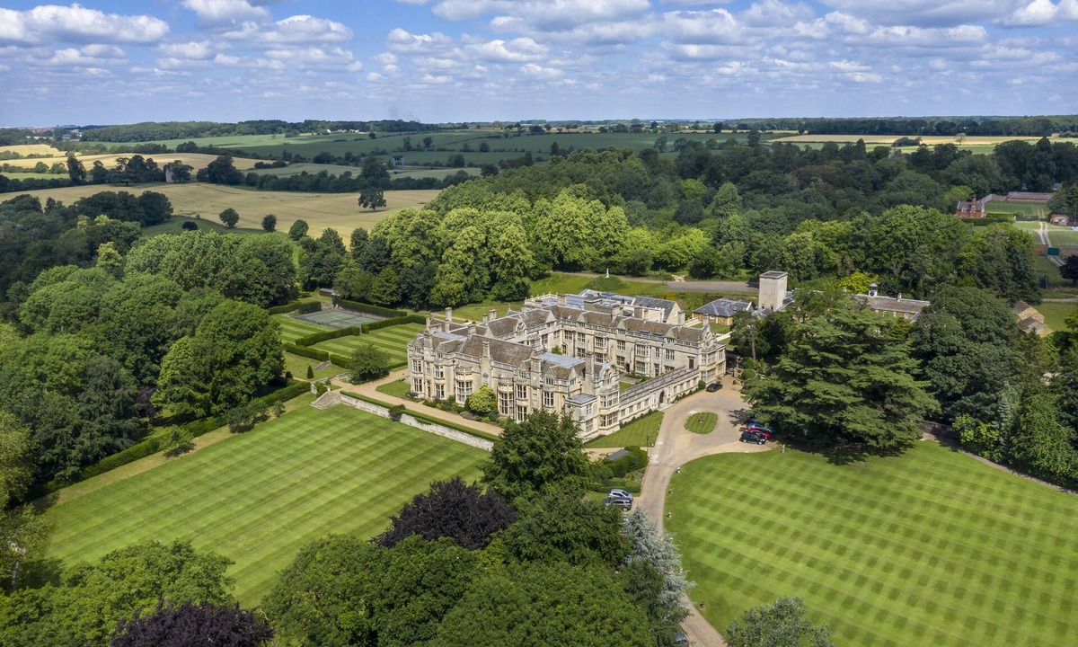 Rushton Hotel | Rushton Hall Hotel & SPA