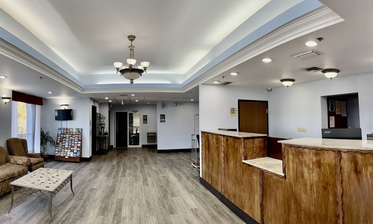 Ruskin Hotel | Ruskin Inn Hotel