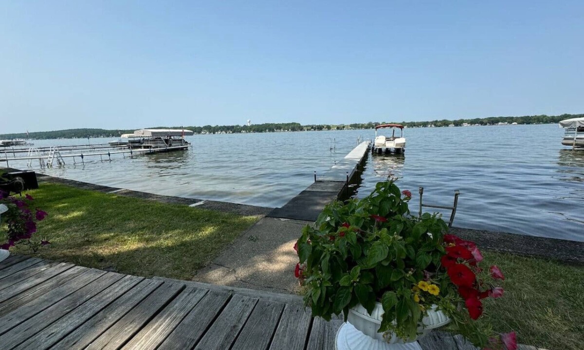 South Lima House | Russell Cottage on Conesus Lake