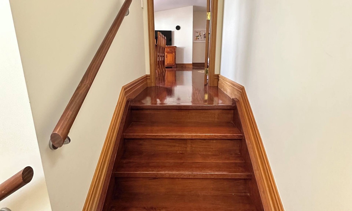 Russell Apartment | Russell Harbour Apartment