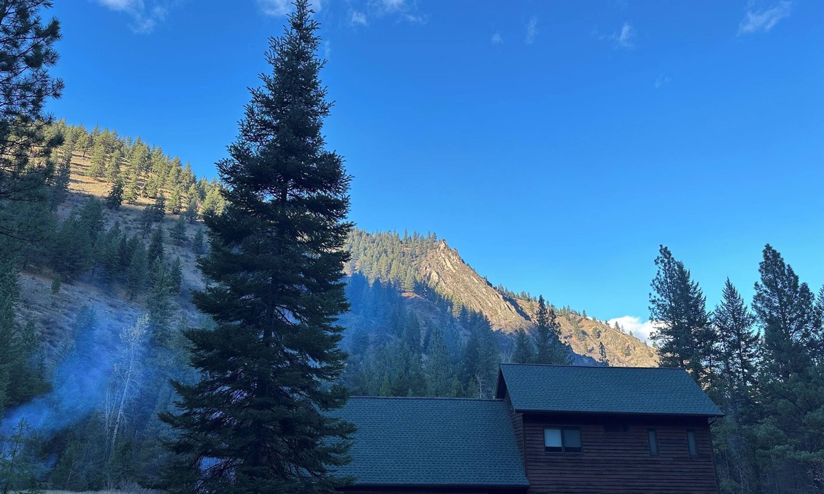 Superior Cabin | Rustic Big Sky "Cabin"