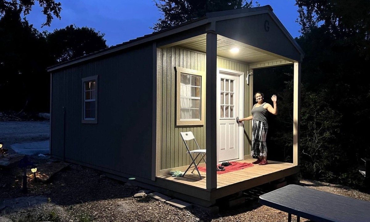 Jacksboro House | Rustic Cabin for Memorable Glamping Experience in Jacksboro, Texas