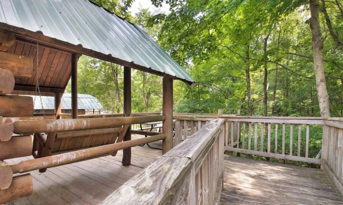 Bloomington Cabin | Rustic Cabin in Bloomington with Views