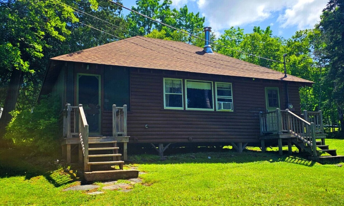 Greenville Cabin | Rustic Camp- Direct ATV Access-Shared Dock Access