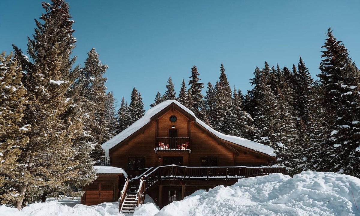 Blue River Cabin | Rustic Charm & Modern Comfort in Breckenridge