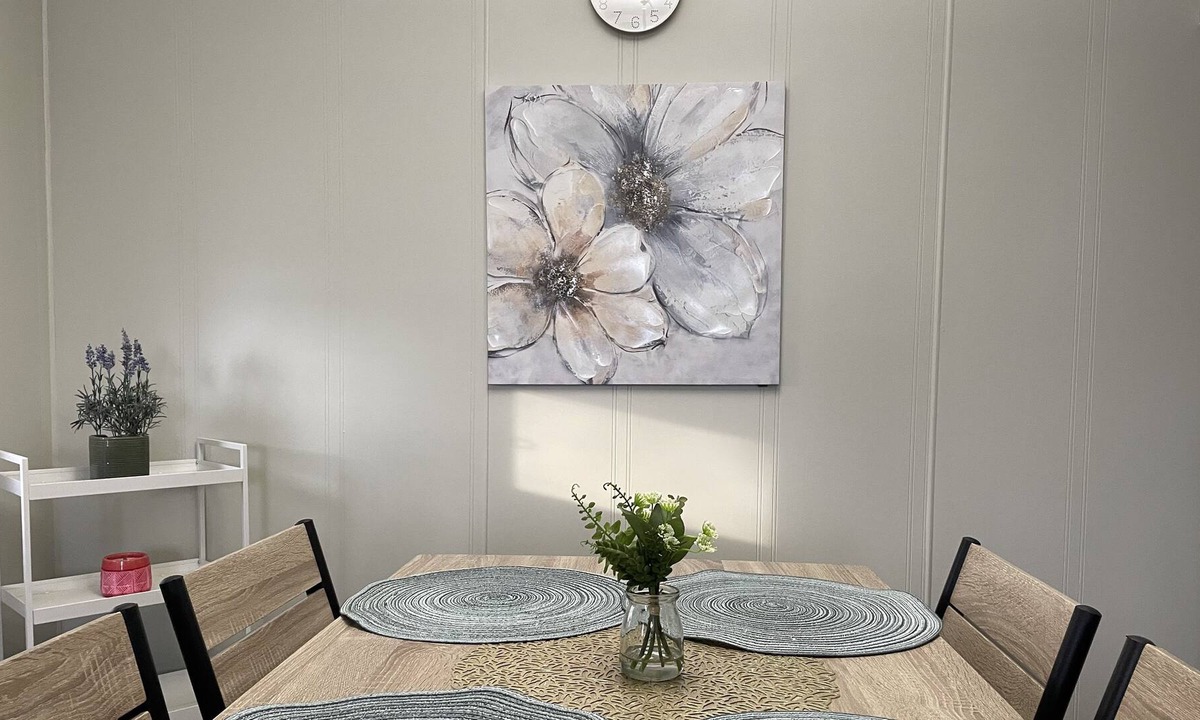 Swan River House | Rustic Charmer , your perfect home away from home