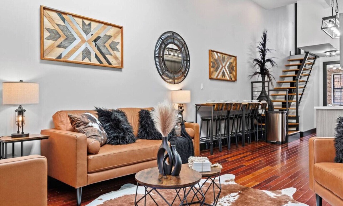 Bushwick Apartment | Rustic-Chic 4BR for Groups – Bushwick's Finest Stay