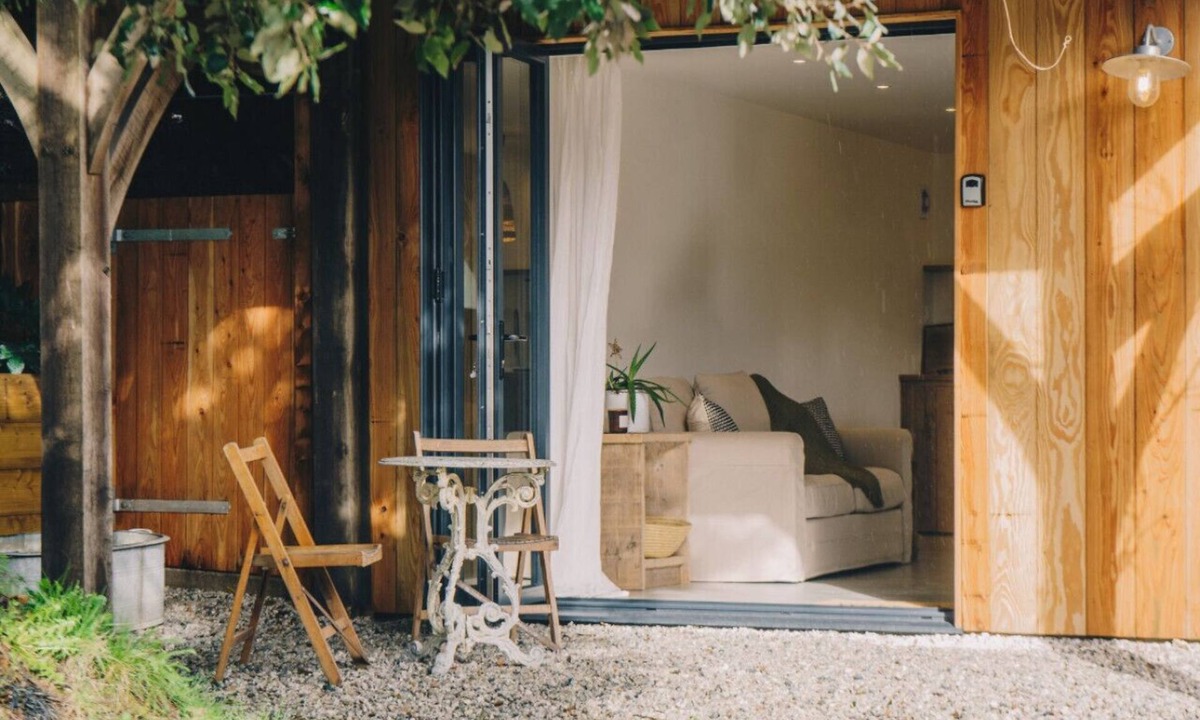 Swimbridge Other | Rustic-Chic Barn with Private Hot Tub & Valley Views