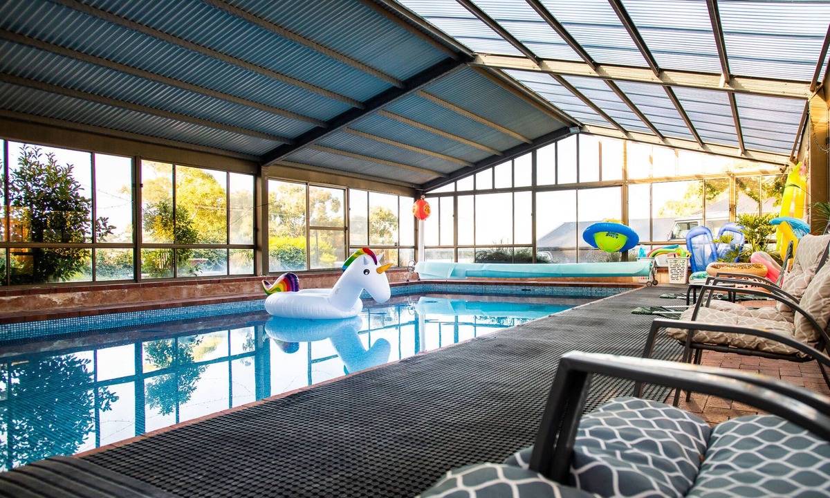 Brukunga Cottage | rustic cottage farm stay