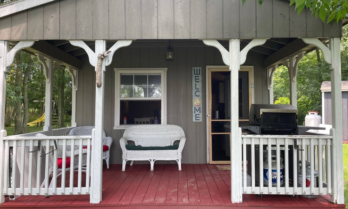 Dexter Cottage | Rustic cottage getaway