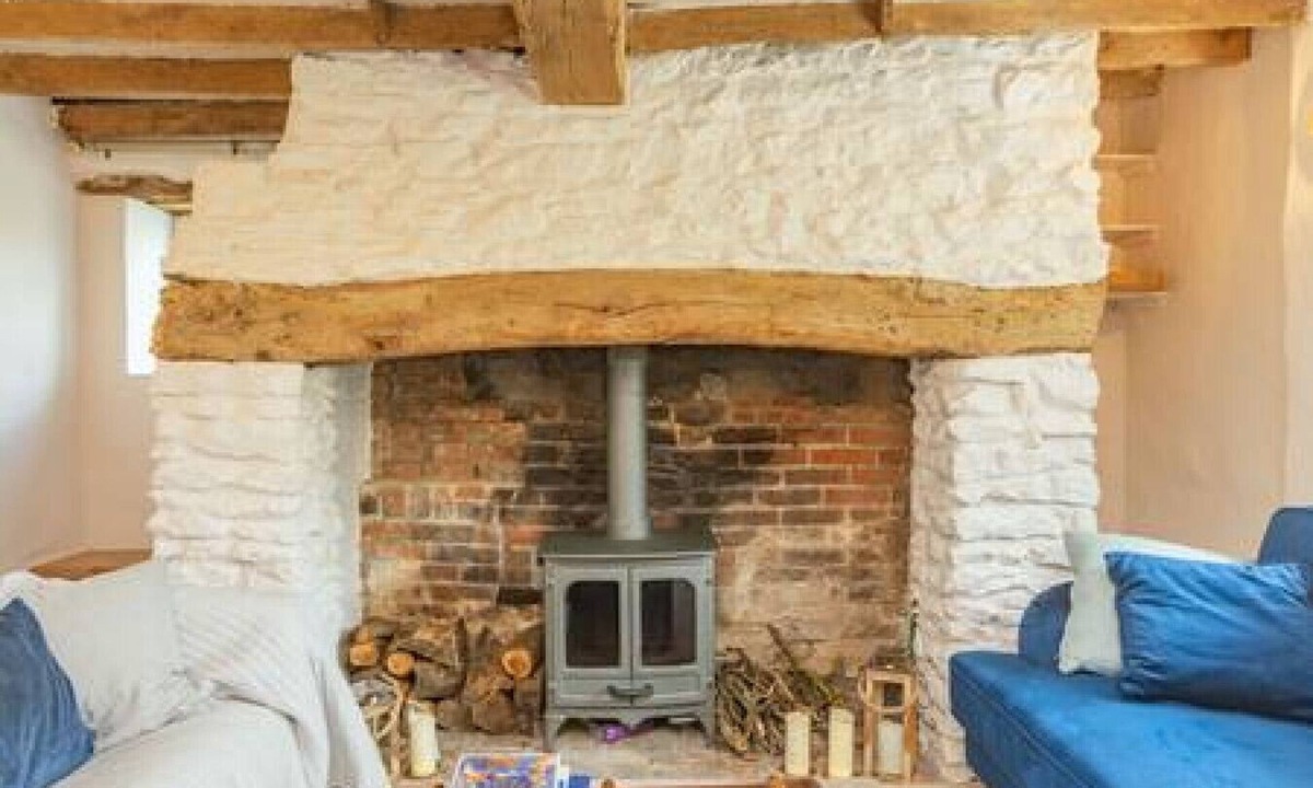 Stadhampton Cottage | Rustic Cottage nr Le Manoir A'QuatSaisons