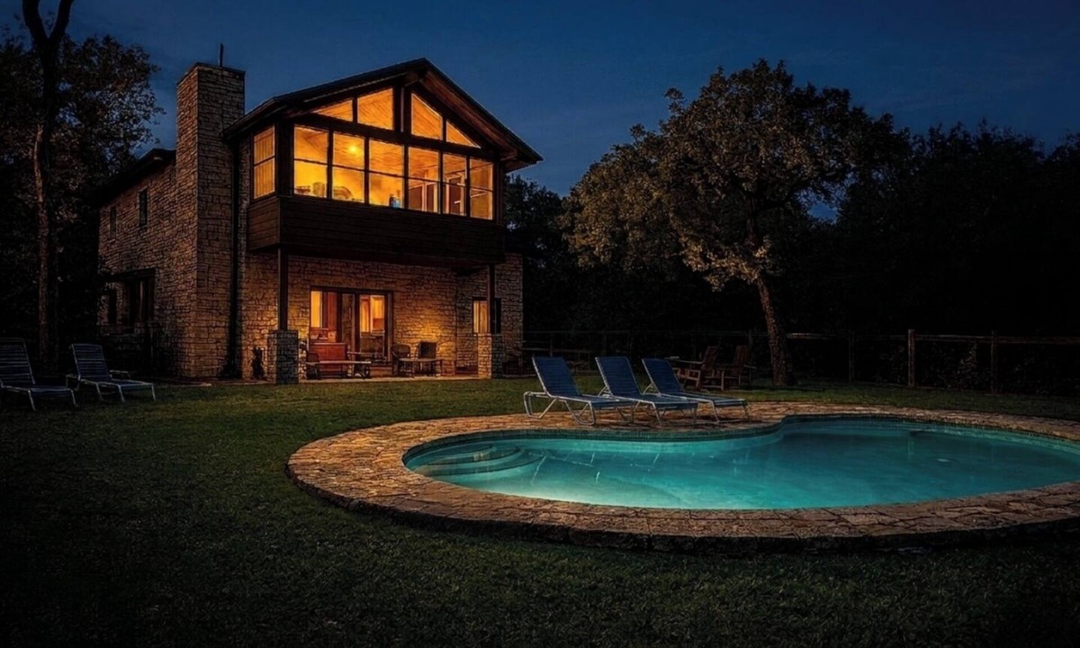 Driftwood House | Rustic Estate w/Pool & Optional Retreat Space