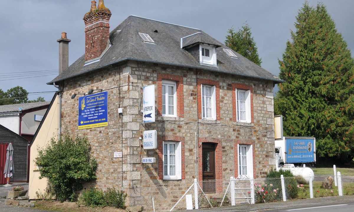 La Bigotiere House | Rustic family home. Minimum rental period: 7 days.