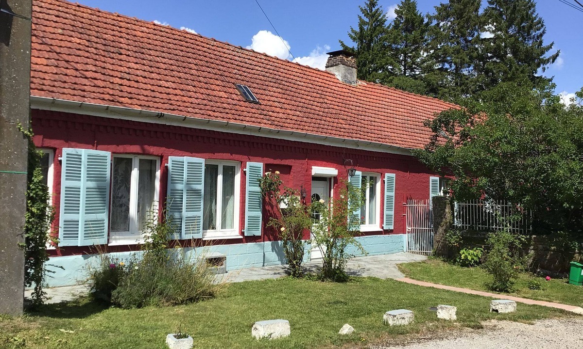 Planques House | Rustic farmhouse with sauna and jacuzzi and secure garden for pets and children
