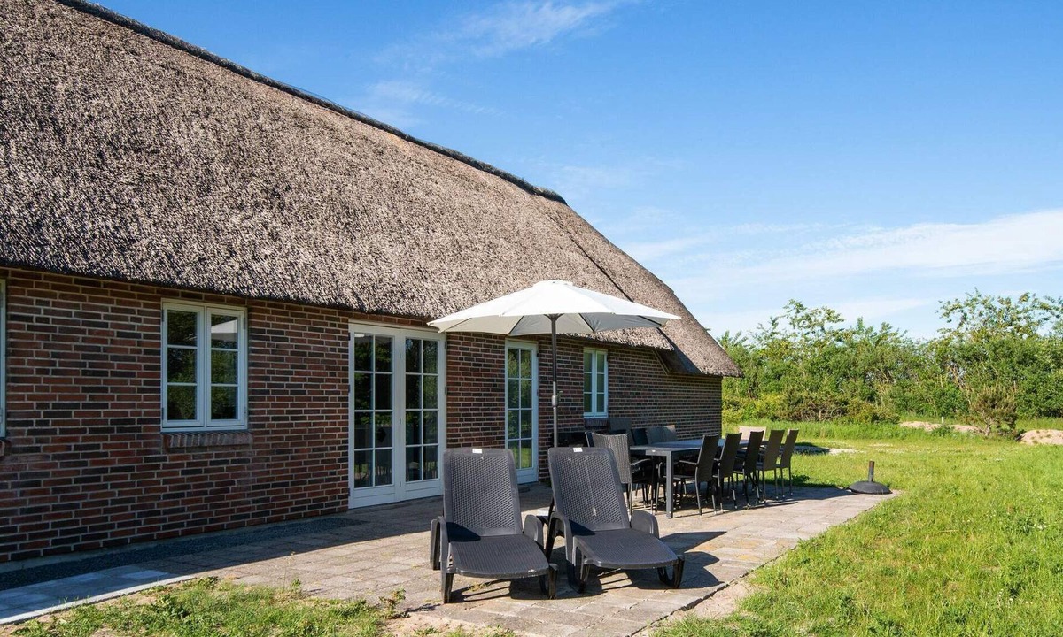 Øby House | Rustic Holiday Home in Ulfborg With Relaxing Whirlpool