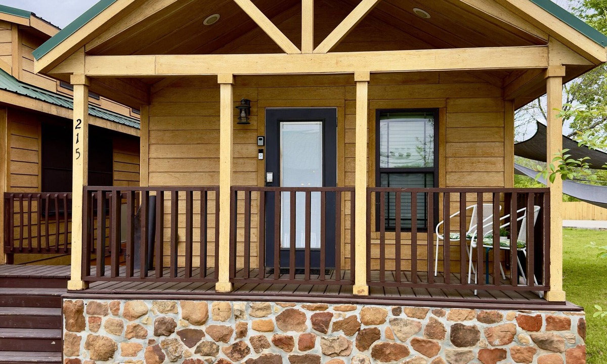 Willis Cabin | Rustic Lake Cabin #215 with Pool and Lake Access