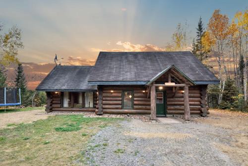 Trois-Rives House | Rustic Log Chalet in Nature - Chalet Le Melisse