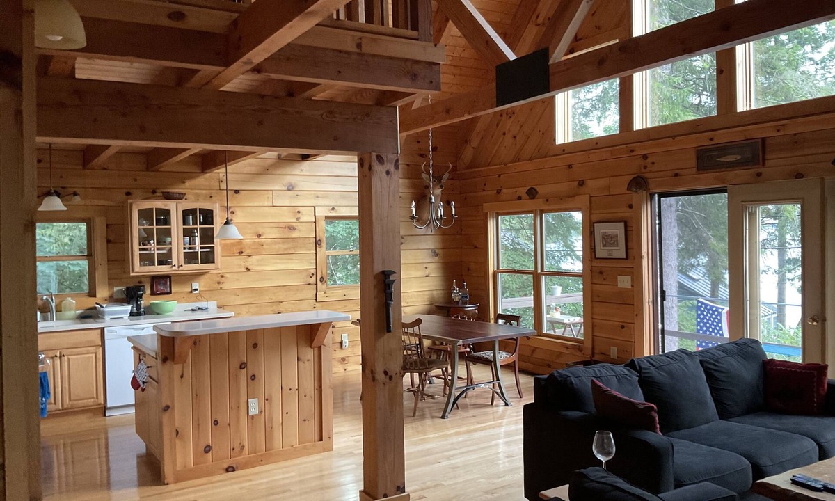 Fair Haven House | Rustic Log Home at the LAKE