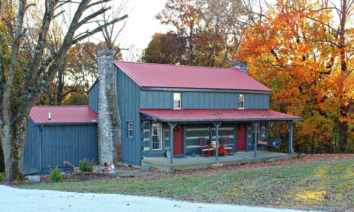 Lucas Cabin | Rustic Retreat, a pre Civil War log cabin.