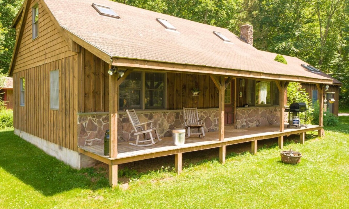 Denver Cabin | Rustic Retreat | Hike, Explore Charming Towns & Unwind