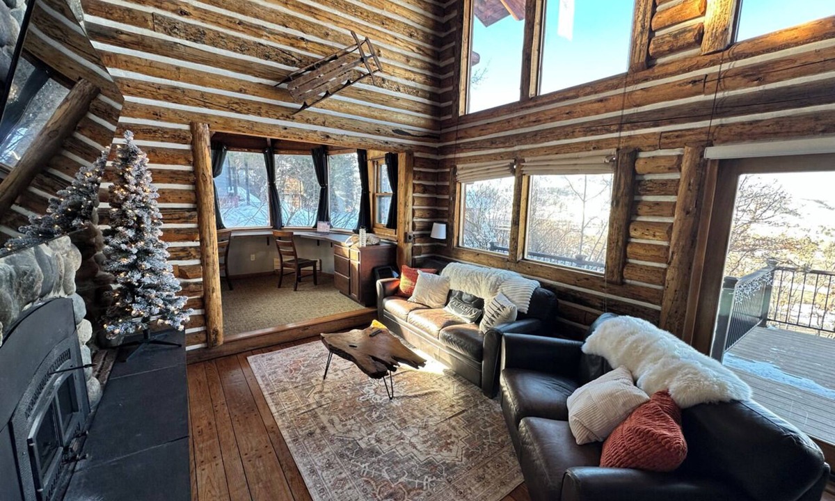 Fairway Meadows Cabin | Rustic Ski Cabin Getaway