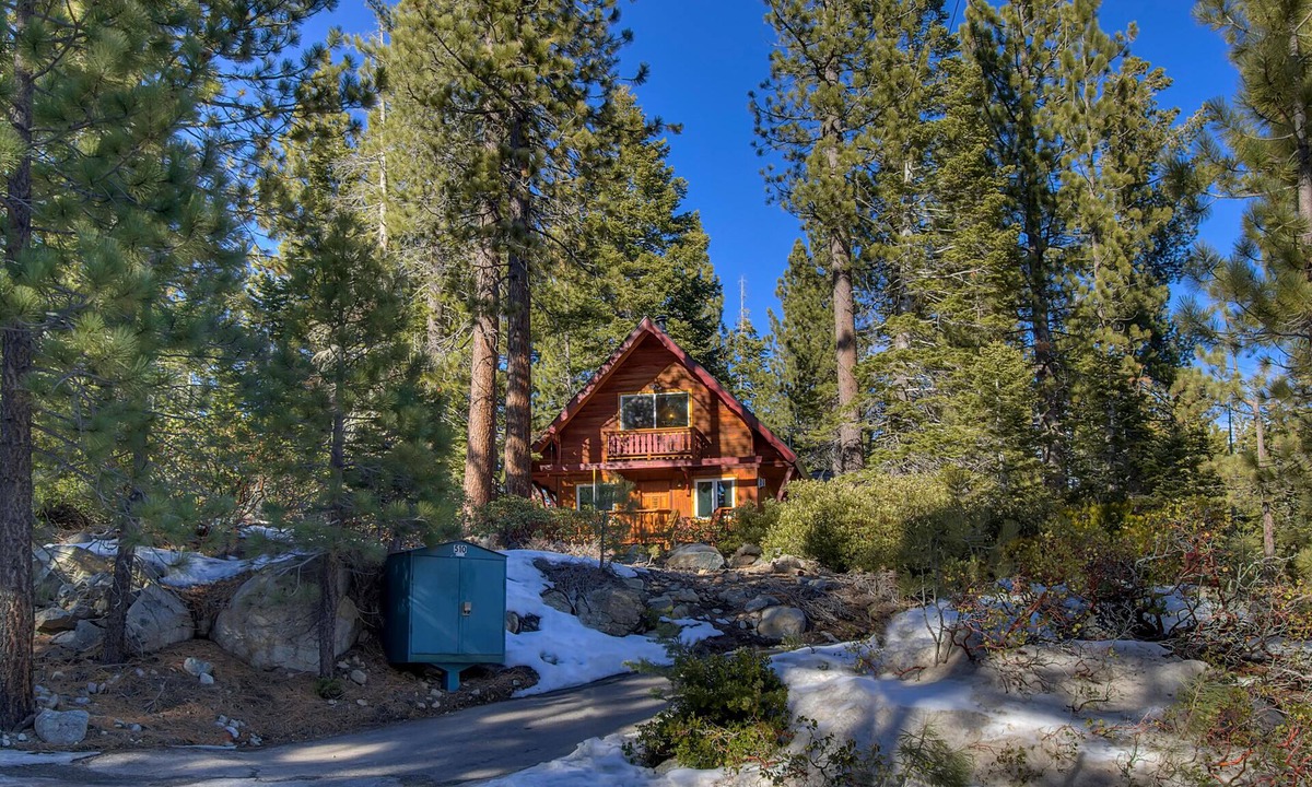 Homewood House | Rustic Sol.All warmth and coziness