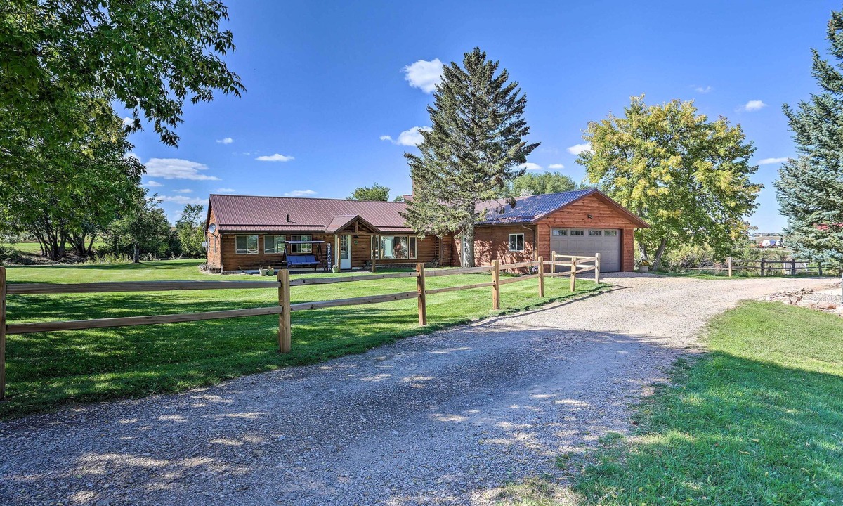 Spearfish House | Rustic Spearfish Cabin on 12-Acre Trout Farm