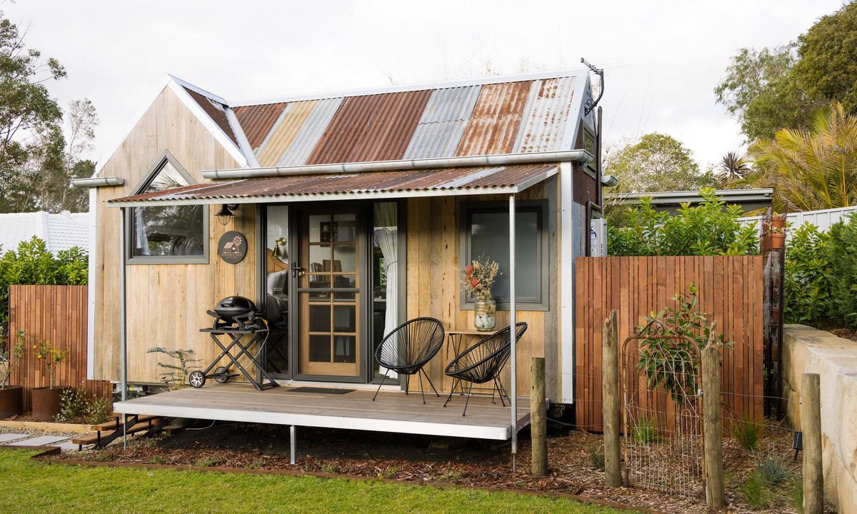 Jamberoo Cottage | Rustic Tiny House Cottage