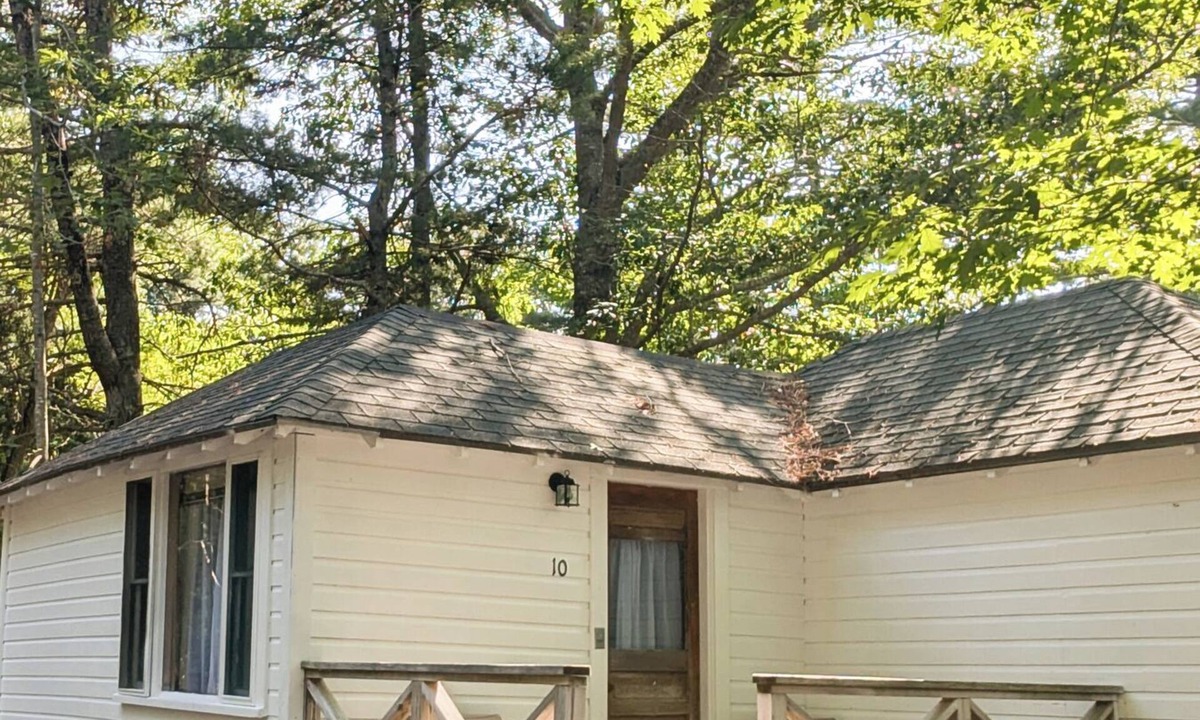 Salsbury Cove Cabin | Rustic Traditional Cabin Cabin 10B