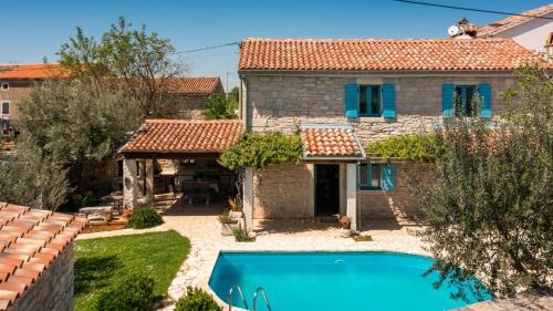 Vosteni Villa | Rustic villa Janko with pool in Sveti Lovrec